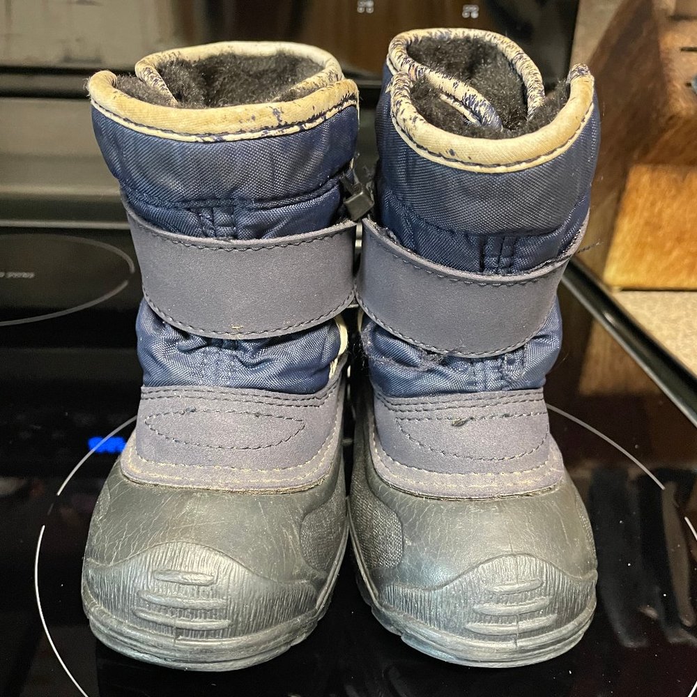 Unisex snow/rain boots 7